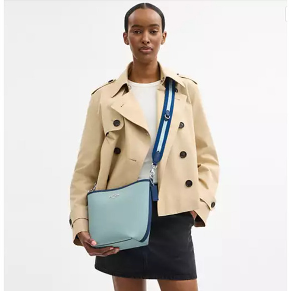 COACH City Bucket Bag Shoulder/Crossbody In Colorblock In Leather Blue CBA54 NWT - Picture 7 of 9